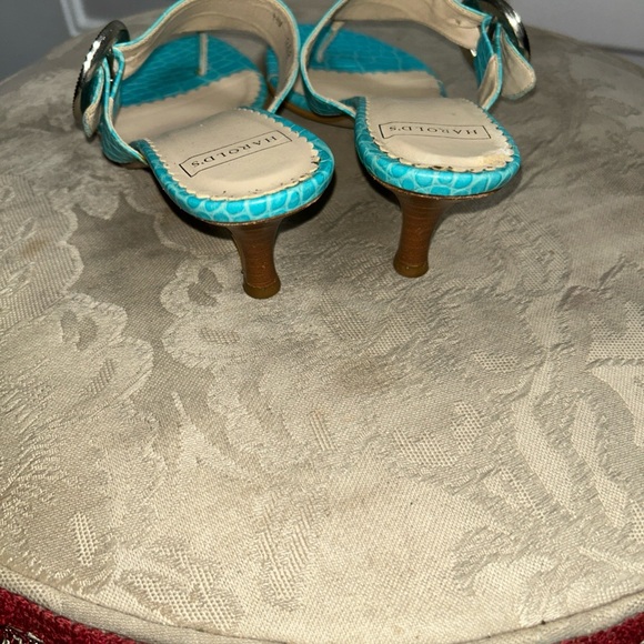 Harold's womens Turquoise 2" embossed print Sandals/Slides Sz 6B Made in italy - Picture 9 of 16